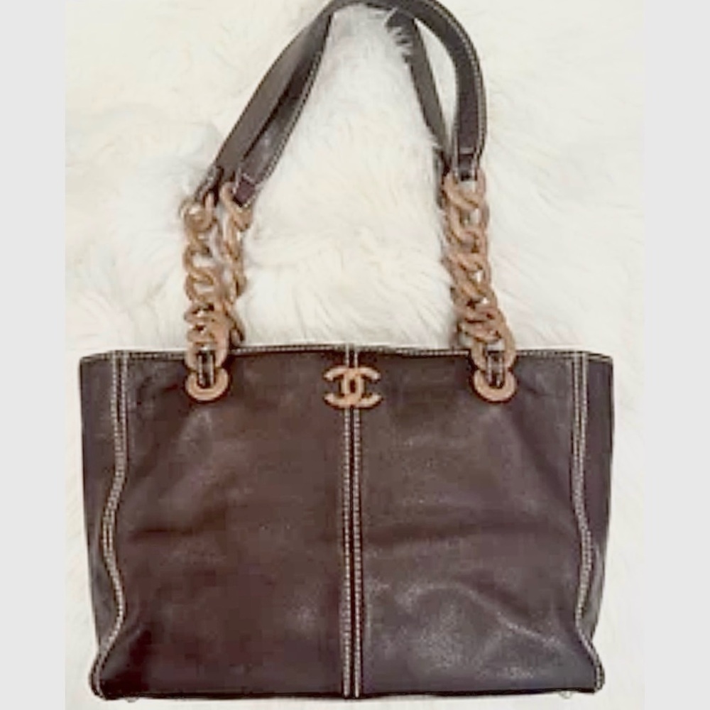 CHIC & TIMELESS 100% Authentic CHANEL Brown Calf Leather Tote with wooden chain!